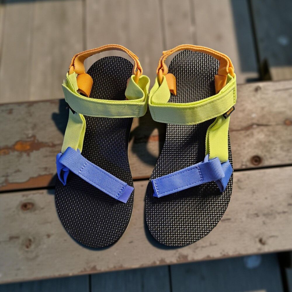 Teva Original Universal Sandals Women’s Size 6 Pastel Multicolor Strappy Shoes